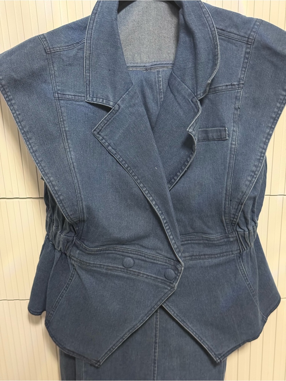 Blue Denim Women's Jeans Vest and matching pants: Classic Denim two-piece set